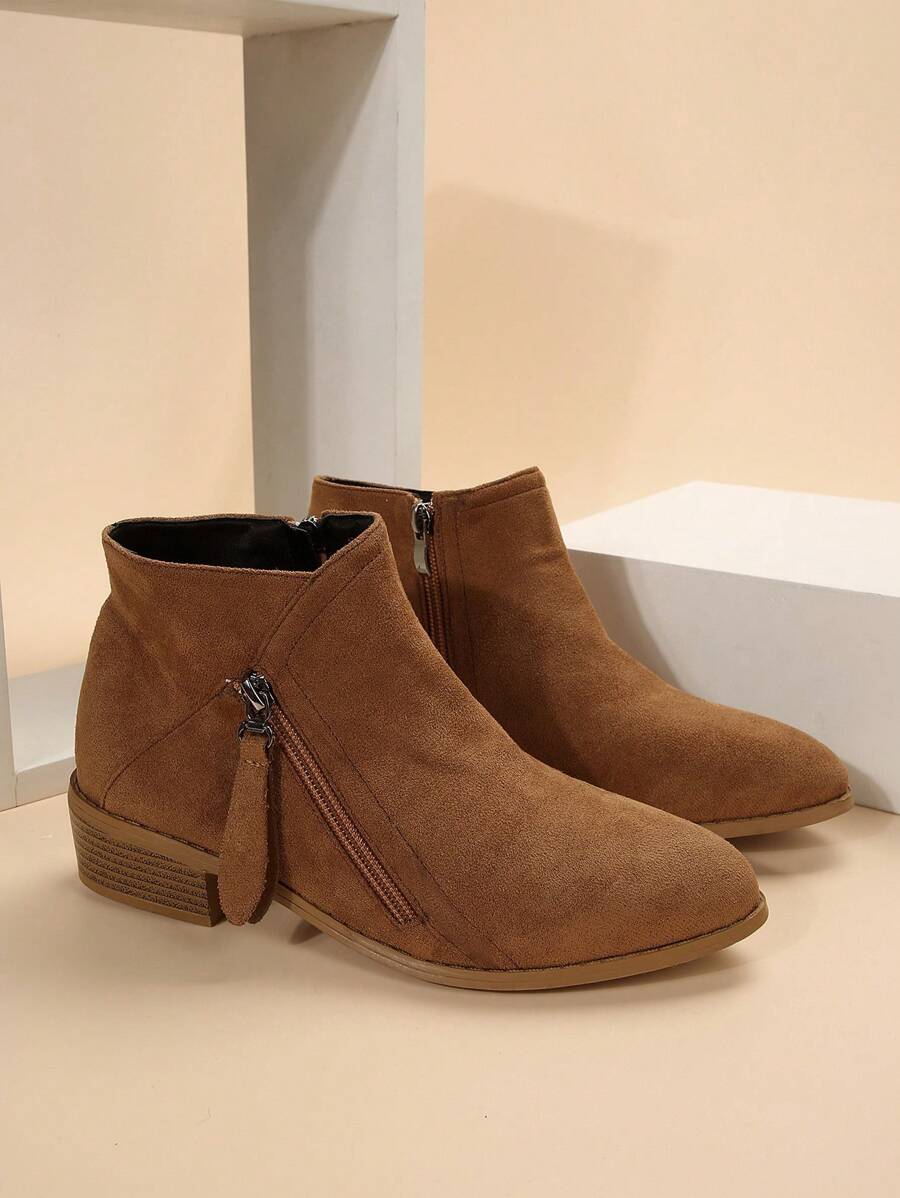 Botin de gamuza marron elegante